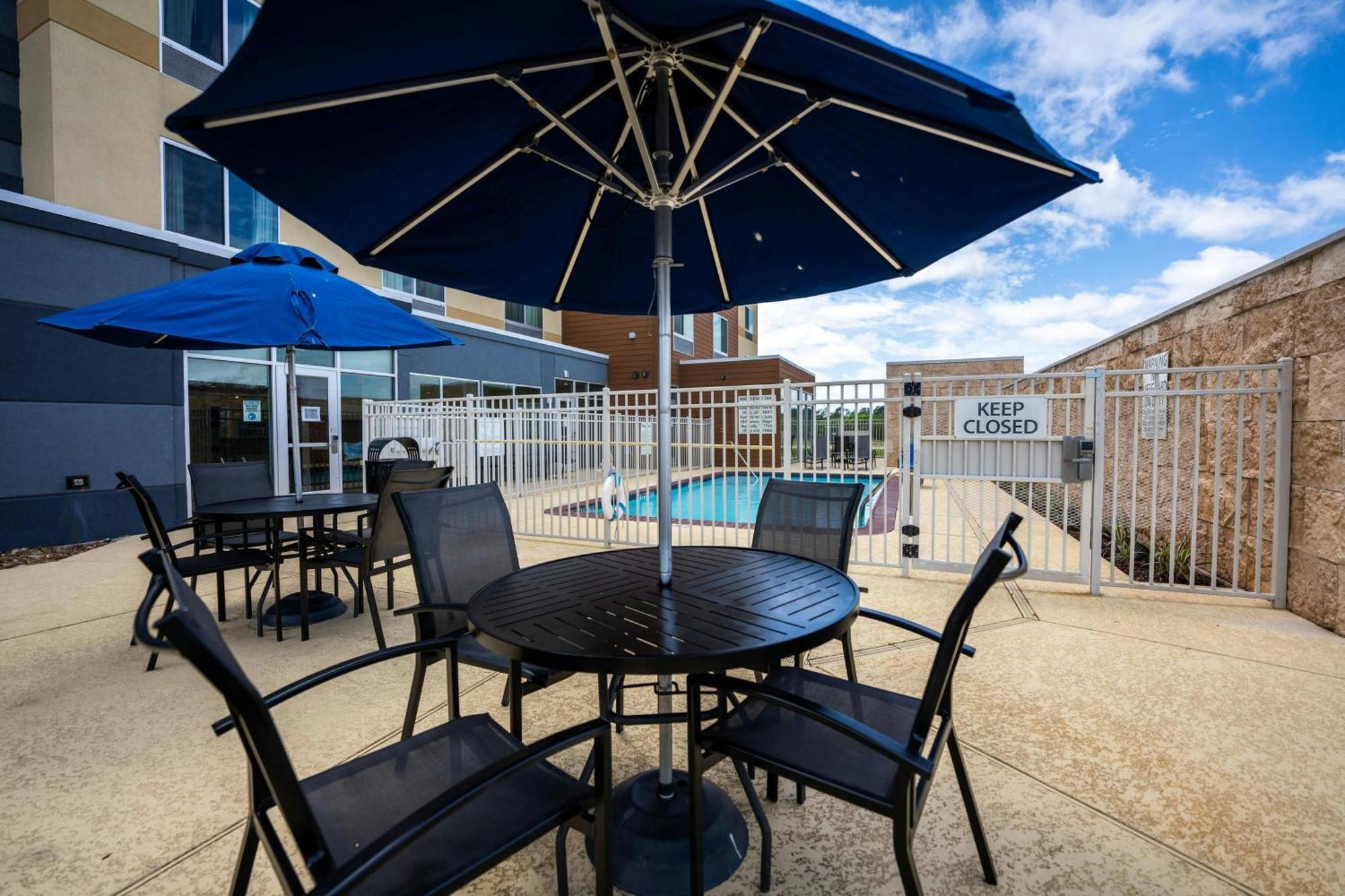 Fairfield Inn & Suites By Marriott Huntsville Exterior photo
